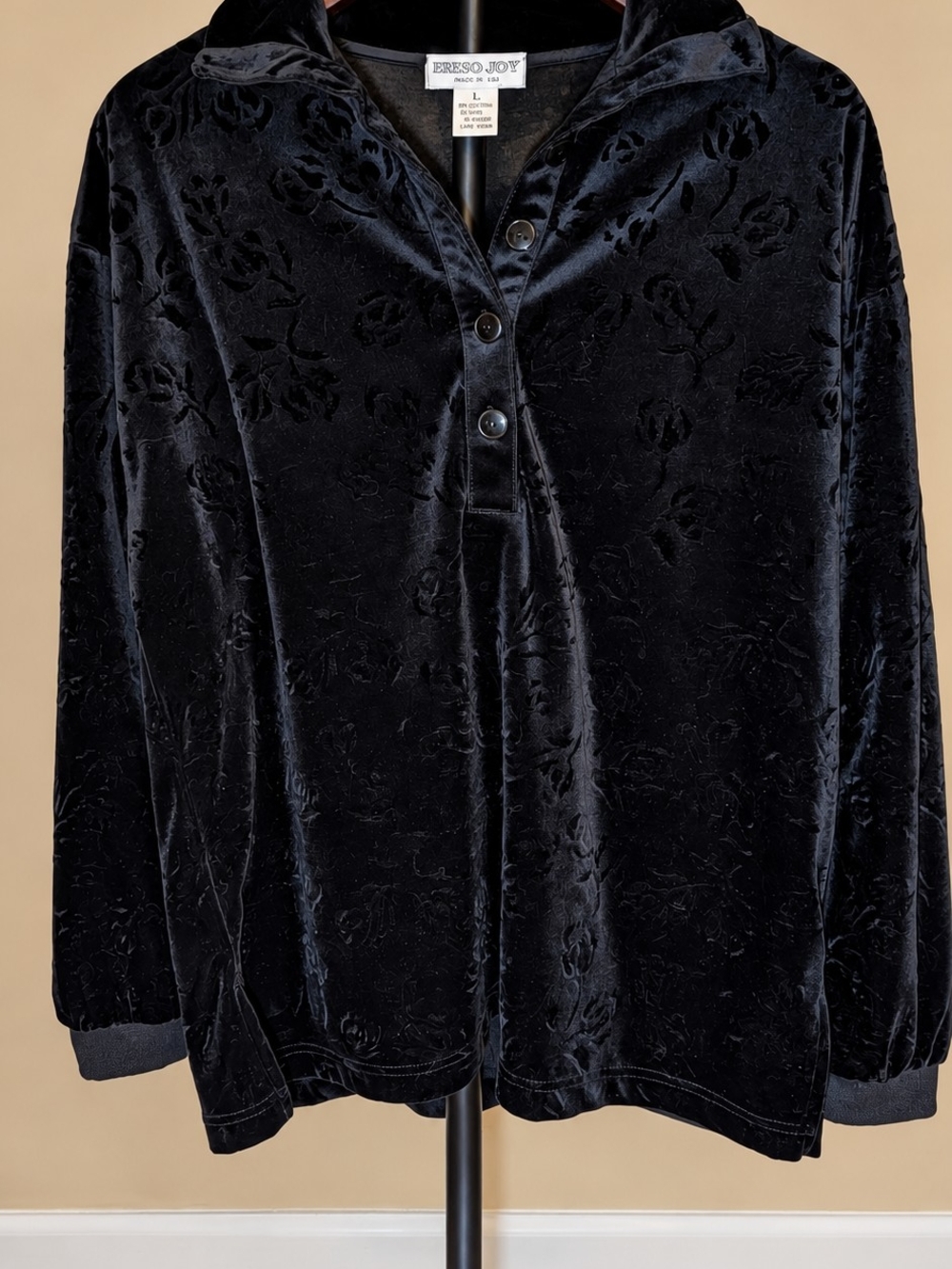Black Ereso Joy Velvet Button-Front Pullover Jacket